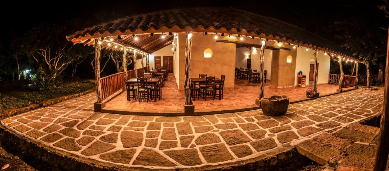 Hotel Hacienda Macedonia Barichara Eksteriør billede